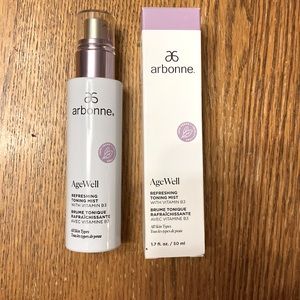 Arbonne AgeWell refreshing toner mist